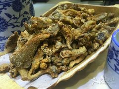 -小六汤包砂煲菜(文景路店)