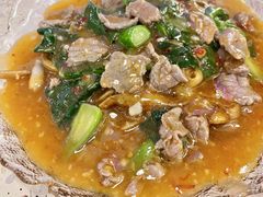 湿炒牛河-白仁仔· 活烤海鲜 宵夜(豫园店)