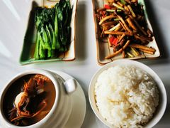 鲜茶树菇炒牛柳-e格私厨·团建聚餐·私房菜(南山店)