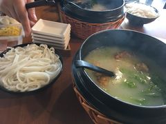 -老妈米线(港龙店)