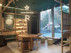 -星巴克臻选(华堂·新辰汇店)