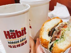 -The Habit Burger Grill 哈比特汉堡(复兴soho店)