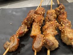 -啊美丽炭火烤肉(滑翔一店)