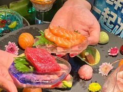-雍容荟帝王蟹活龙虾展台自助(IFS黑金店)