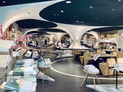 -钟书阁(珍园店)