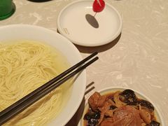 -松鹤面馆·古法焖肉面(观前店)