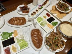 -梅利汴京烤鸭•开封豫菜地标店(东大街店)