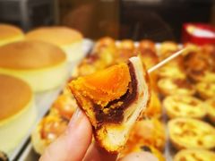蛋黄酥-西村叔叔的店·面包·甜品·蛋糕(崂山丽达店)