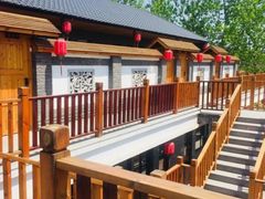 -大连步云山老汤度假山庄