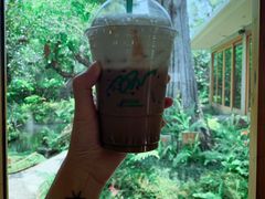 -Chom Cafe and Restaurant