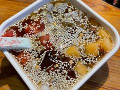 -野山舂·贵州现舂酸汤火锅(鸿通城店)