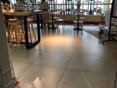 -F+轻食健身赋能空间(中华北路国贸商场店)
