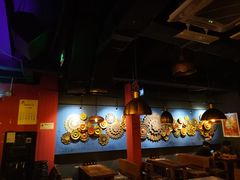 -Helens海伦司小酒馆(上海疁城新天地店)
