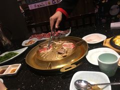 -猪啊牛呀羊啊铜盘烤肉(正大广场店)