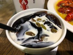 -龙巢盱眙龙虾·牛蛙·烧烤宵夜(八卦岭店)