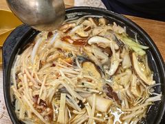 -天瑞福云南过桥米线(十里河店)