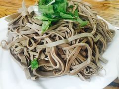 -溢心园香河肉饼总店