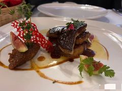 -塞纳河法国餐厅(意式风情街店)