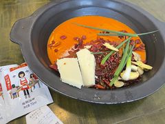 -黄潇洒老火锅(九眼桥宏济巷店)