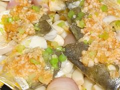 金蒜焗黄花鱼-玲珑·新粤菜(安华汇店)