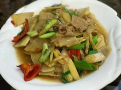 鲜笋炒肉片-徽州美食(三十年老店)