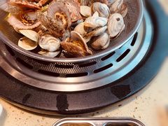 青岛三小鲜-船梆煮•蒸汽海鲜·炉火烤肉(五四广场店)