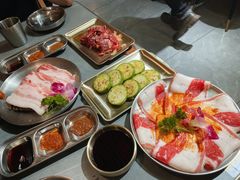 -围炉肉舍丹东海鲜烤肉·烤活鳗(步行街店)
