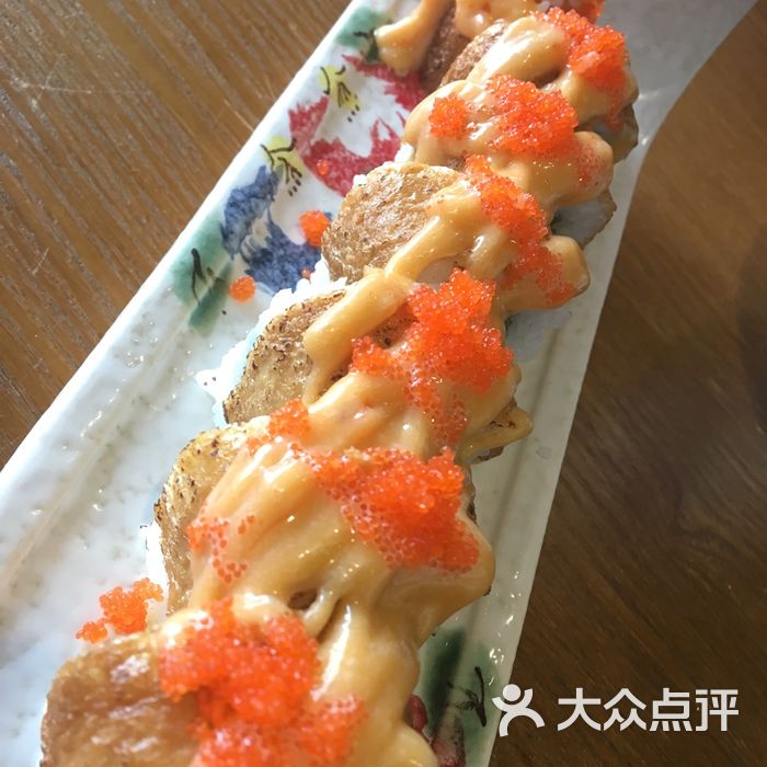 手岛寿司龙虾沙拉军舰图片