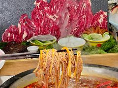 -茅草房·河畔园林火锅