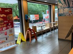 -麦当劳(杨高南路店)