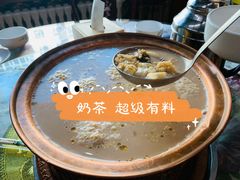 -玛拉沁艾力手把肉蒙餐