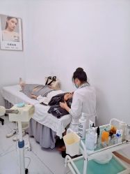 -瓷肌博士·祛痘科技美肤