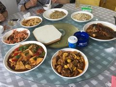 -天乐农家鱼头王(天目湖店)