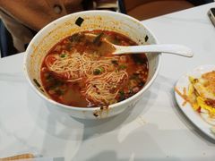 -德元兰州纯汤牛肉面(龙阳路店)