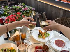 -MONICH牛排融合餐厅(和义大道购物中心店)