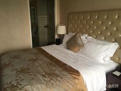 -武汉汉口火车站东方建国大酒店