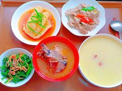 -臻爱住家月嫂育儿嫂(万达店)