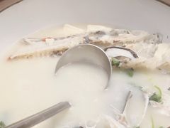 -宝荣鱼馆·临湖之宴(千岛湖店)