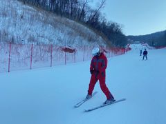 -亚布力新体委滑雪场