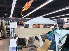 -迪卡侬(西三旗店)