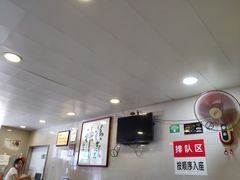 -阿彬生炒牛肉面(解放路店)