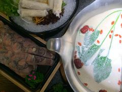 -湊湊火锅·茶憩(东城万达店)