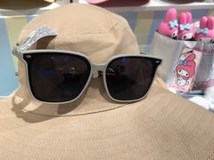 -名创优品(北京新中关购物中心地铁层店)