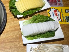 -茸梅路右拐龙虾-农家菜(松江店)