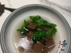 -馋三尺蟹粉小笼(人民广场店)