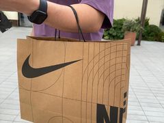 -NIKE上海青浦换季优惠店