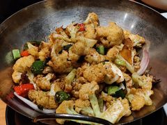 -莲餐厅·湖北菜·潜江小龙虾店(愚园路店)
