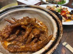 砂锅鸡爪-百味地锅鸡(二店·财校分店)