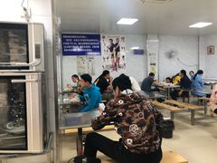 大堂-汪家馄饨(集庆路店)