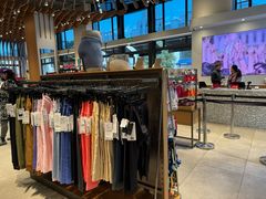 -lululemon(比斯特购物村店)